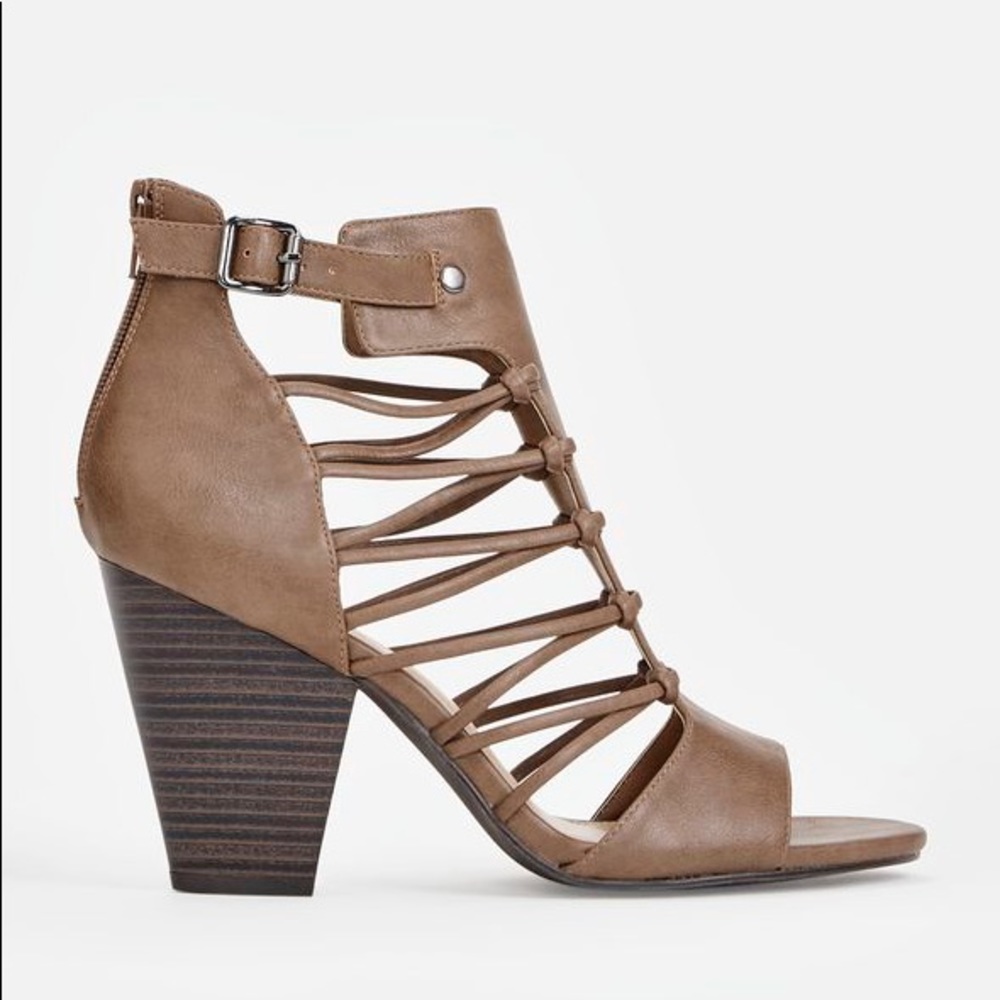 Verenley Shoes- Just Fab
